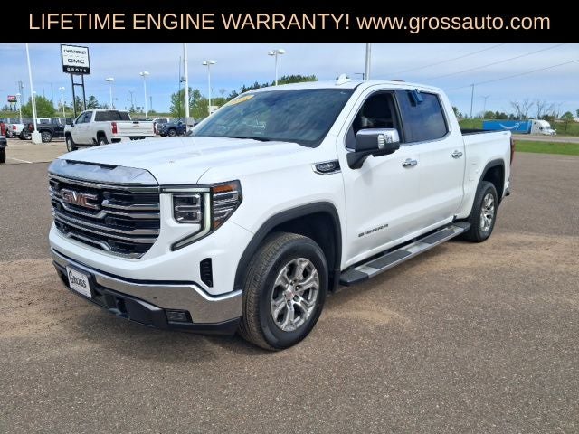 2023 GMC Sierra 1500 — interior view