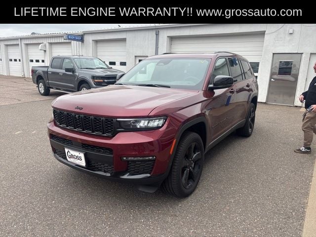 2025 Jeep Grand Cherokee L — interior view