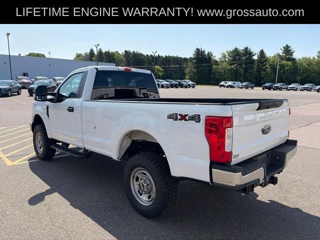 2019 Ford F-350 — detail view